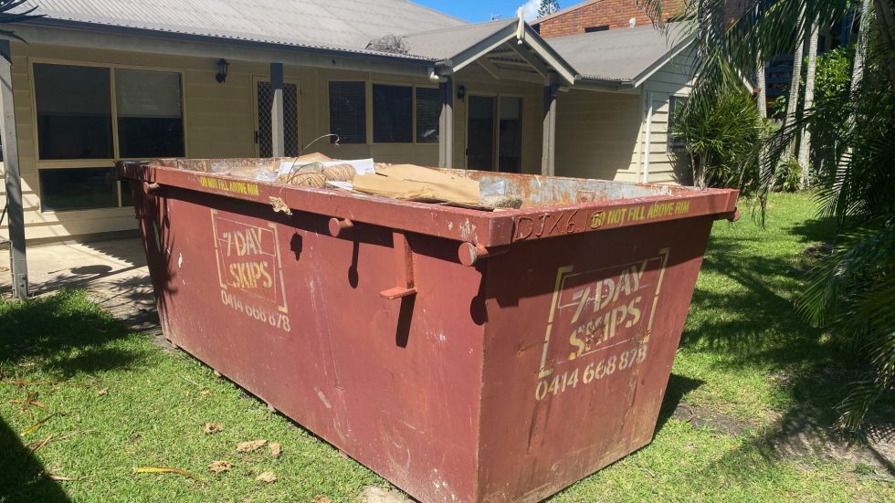 Mini Skips Sunshine Coast 7 Day Skips Skip Bin Hire Sunshine Coast